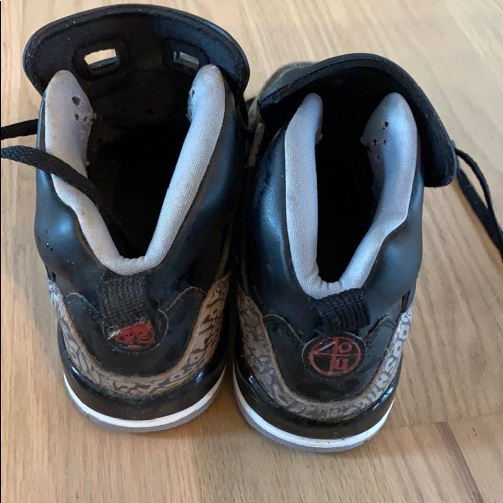 Nike Air Jordan Sneakers - Picture 2 of 4